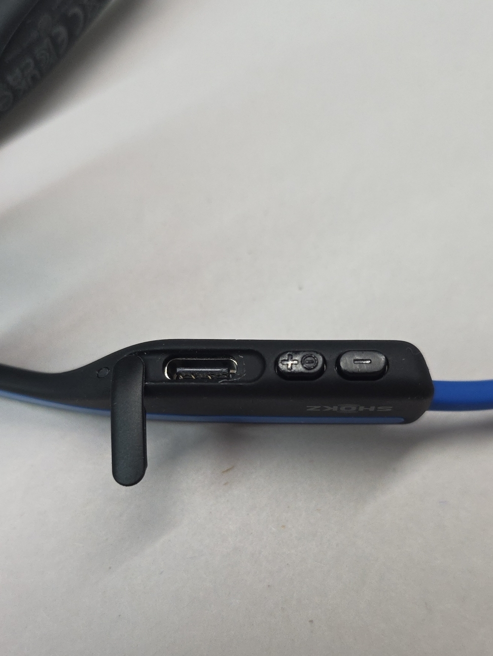 Shokz OpenMove S661 Bone Conduction Wireless Headphones PreOwned - Picture 6 of 6